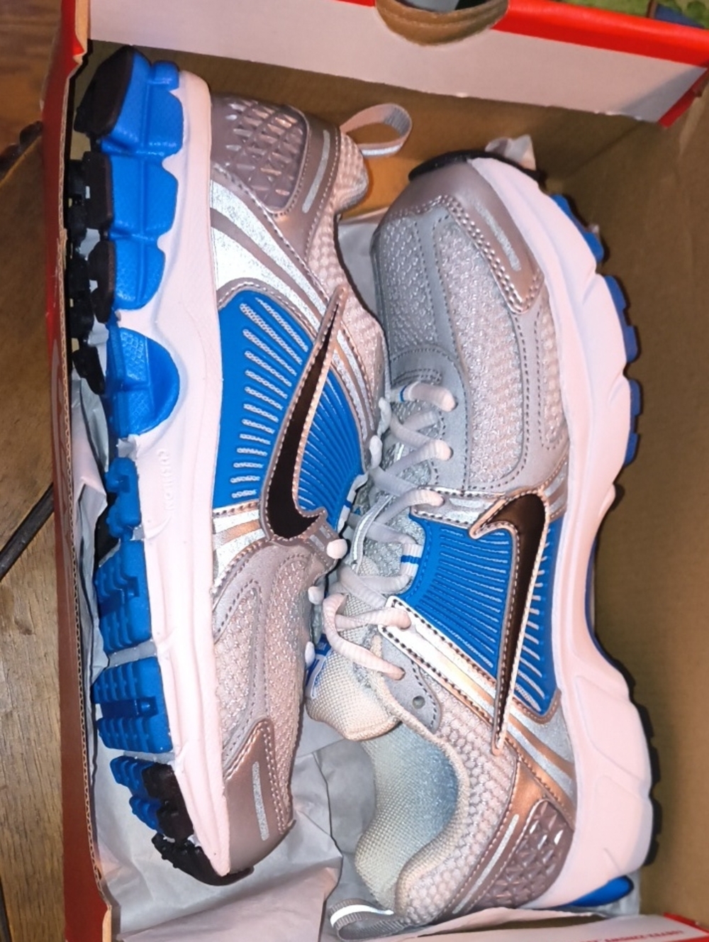 Nike Vomero Pure Platinum Photo Blue Size 5.5Y (Fits Women's 6.5) New In Box